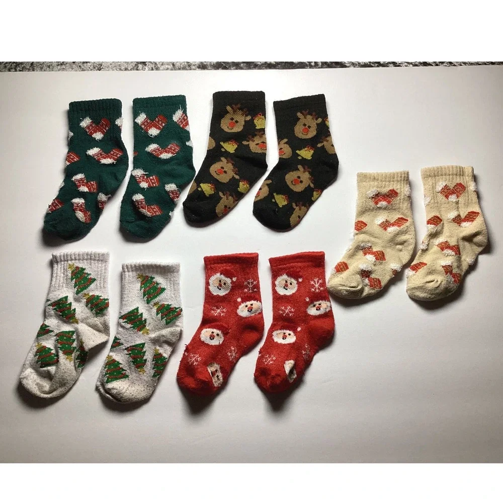 Unbranded Holiday/Christmas/Winter Socks BUNDLE of 5 sets Toddler